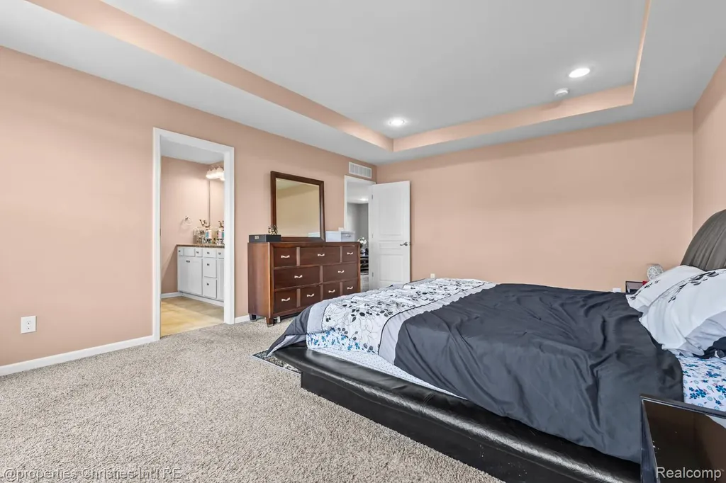 25885 Tennyson Court Novi City MI 48374