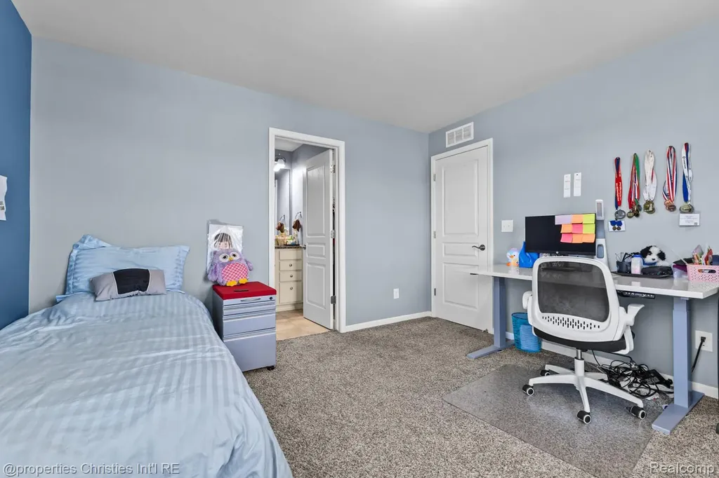 25885 Tennyson Court Novi City MI 48374