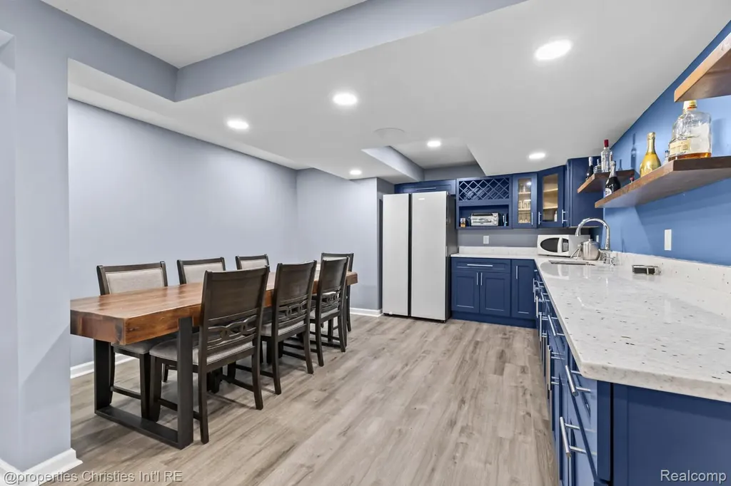 25885 Tennyson Court Novi City MI 48374