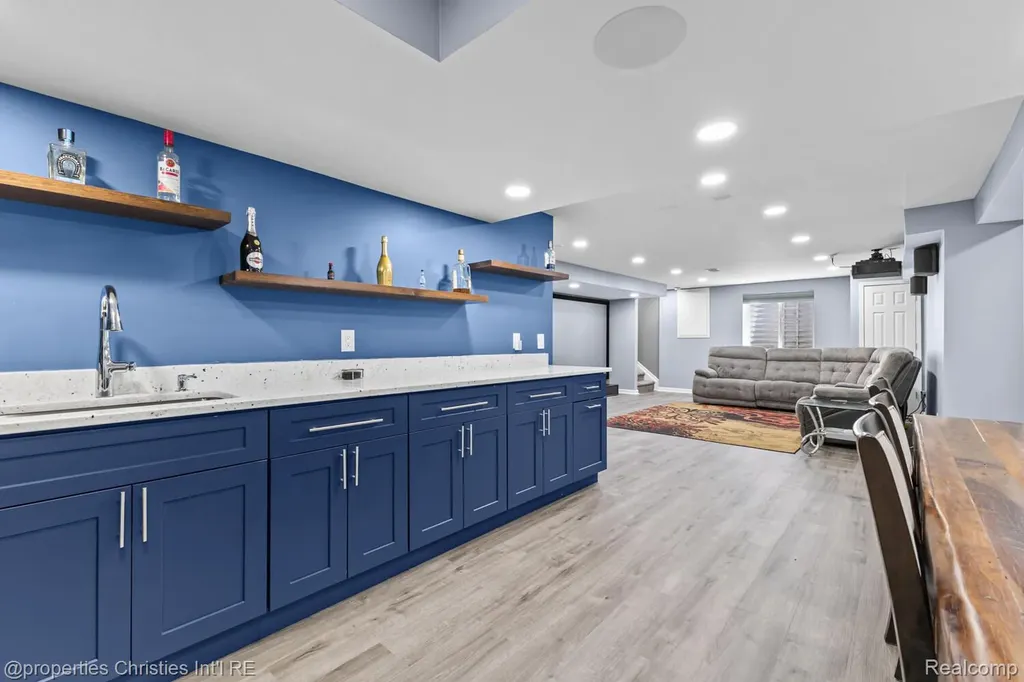 25885 Tennyson Court Novi City MI 48374