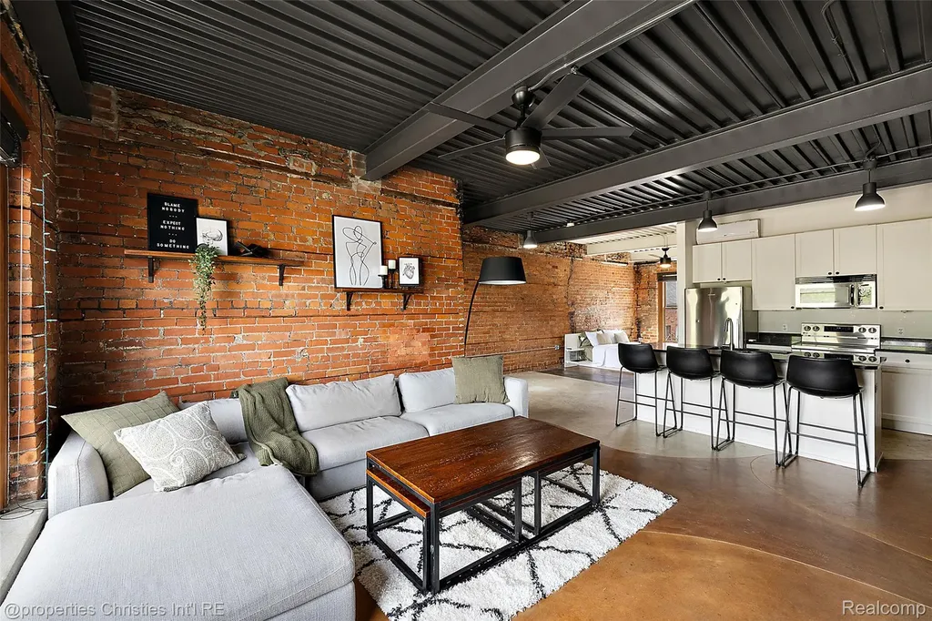 112 Watson Street Detroit City MI 48201