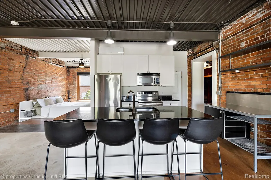 112 Watson Street Detroit City MI 48201