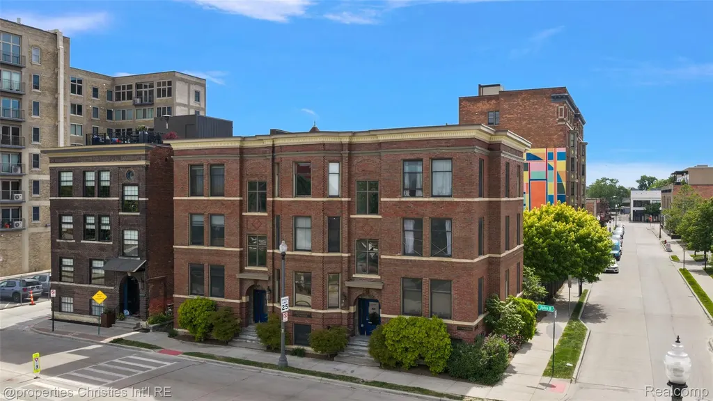 112 Watson Street Detroit City MI 48201