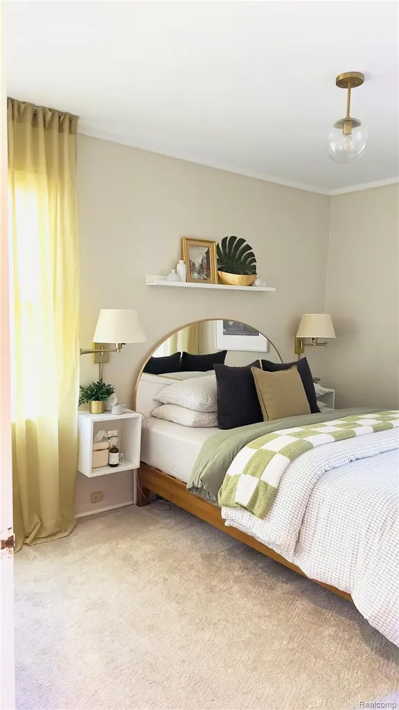 32326 Florence Street Garden City City MI 48135
