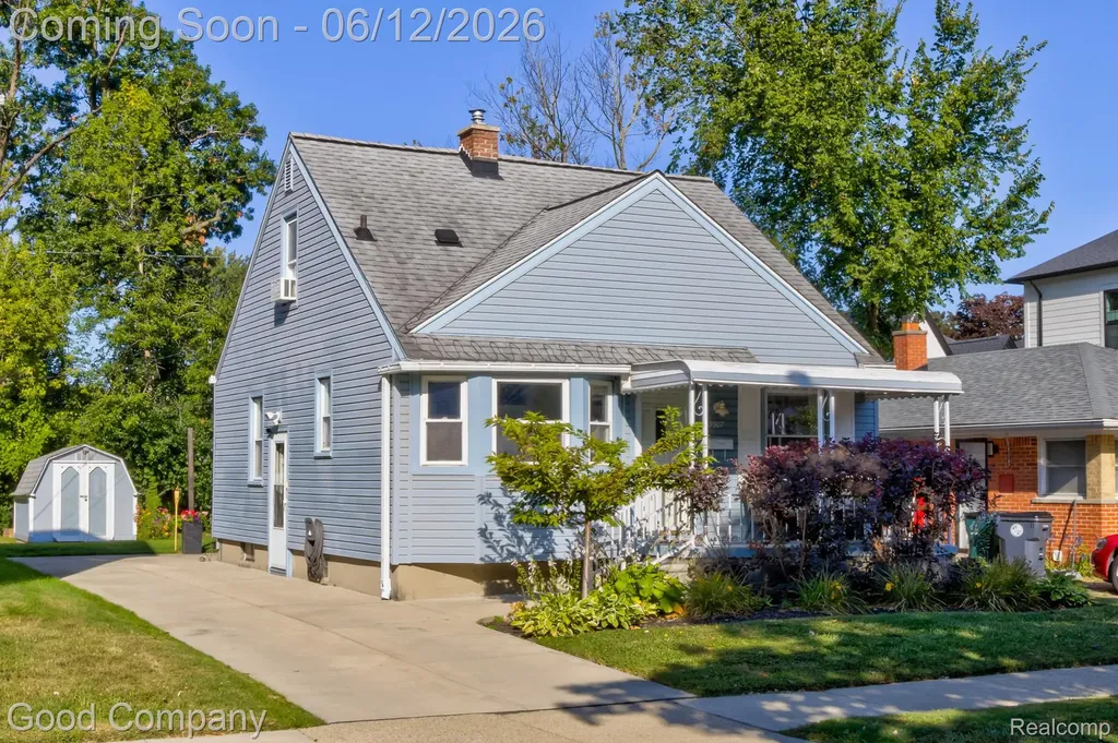 3907 Gardner Avenue Berkley City MI 48072