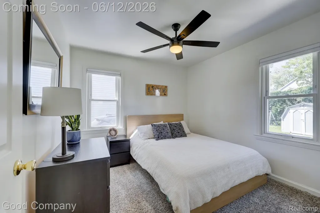 3907 Gardner Avenue Berkley City MI 48072