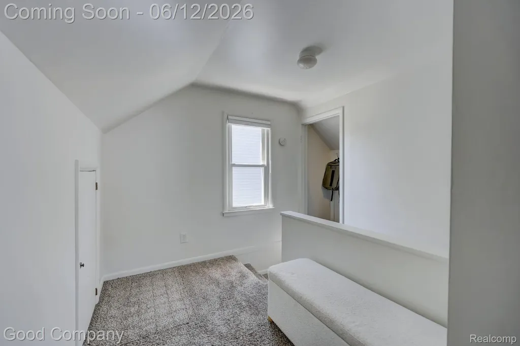 3907 Gardner Avenue Berkley City MI 48072
