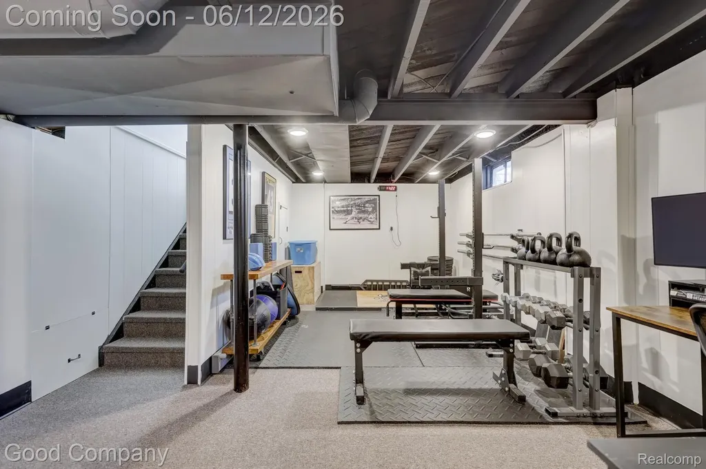 3907 Gardner Avenue Berkley City MI 48072