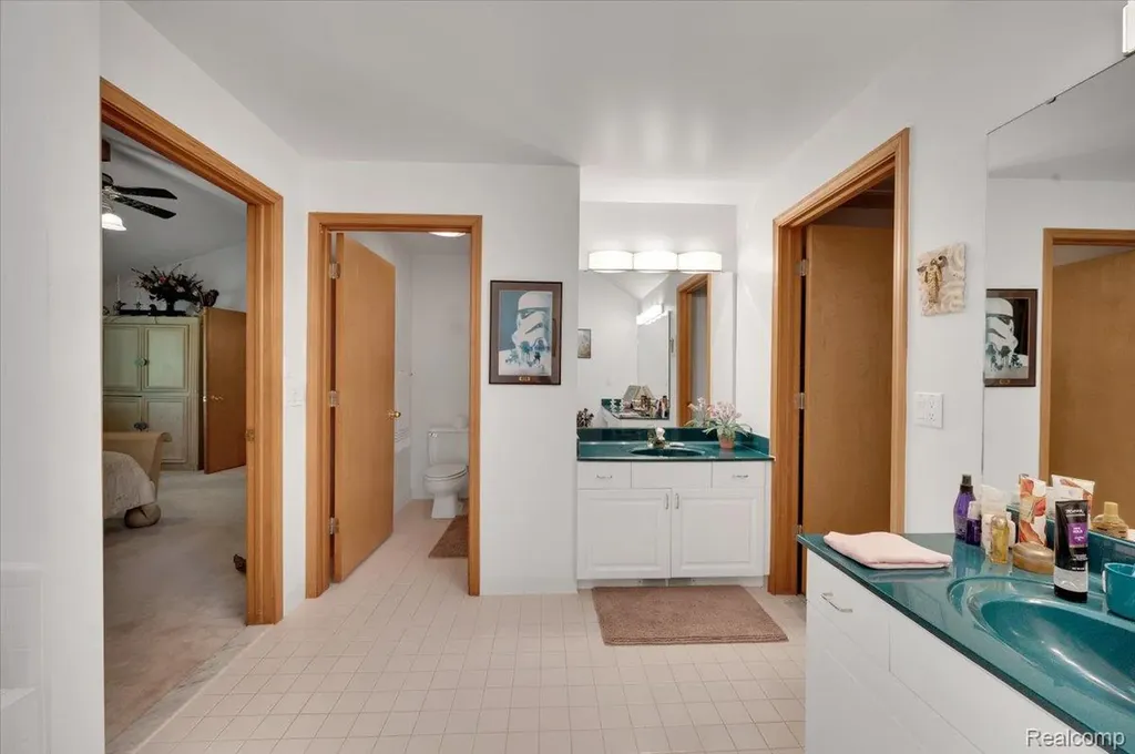 250 Woodcreek Court Commerce Charter Township MI 48390