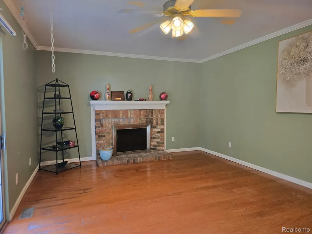24658 Christina Lane Novi City MI 48375