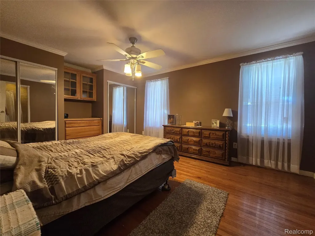 24658 Christina Lane Novi City MI 48375