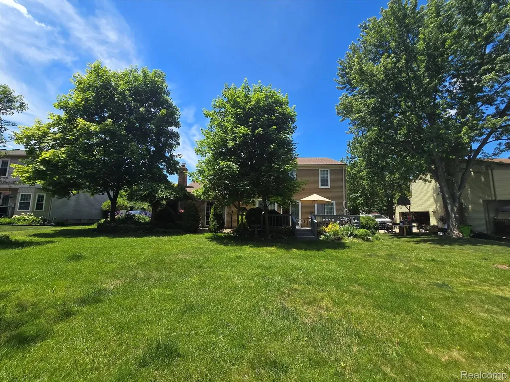 24658 Christina Lane Novi City MI 48375