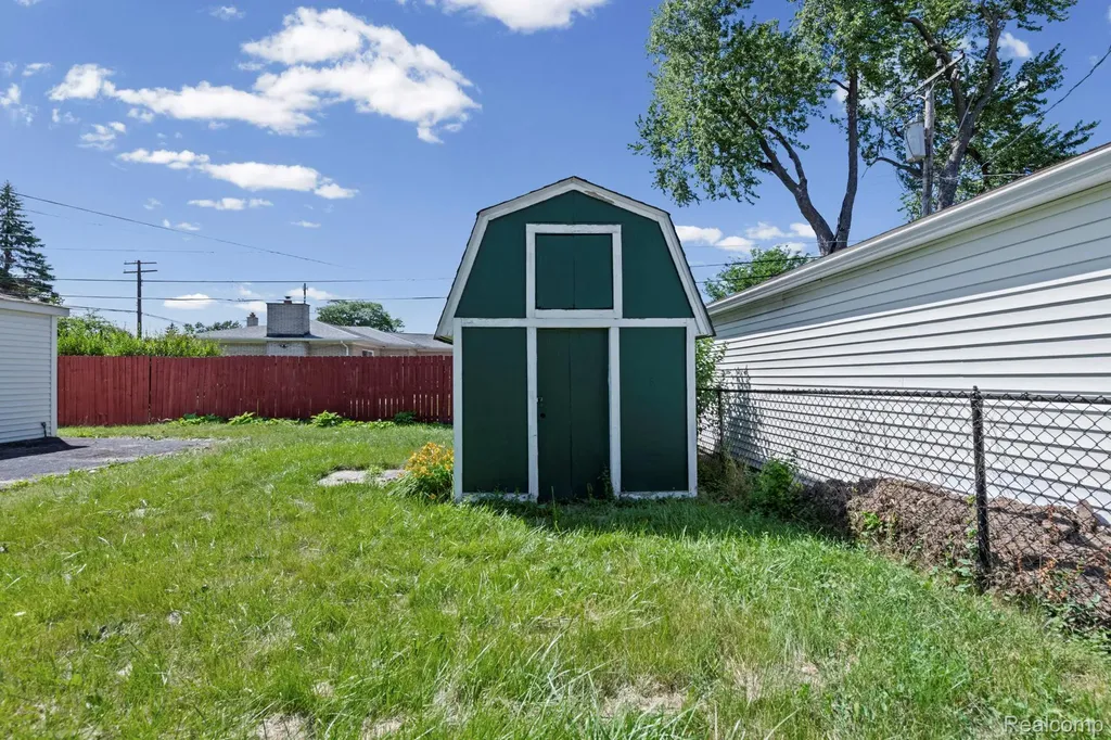 1584 Marion Avenue Lincoln Park City MI 48146