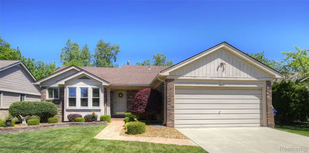 44570 Ridgefield Road Canton Charter Township MI 48188