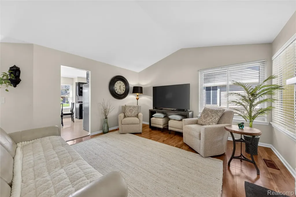 44570 Ridgefield Road Canton Charter Township MI 48188