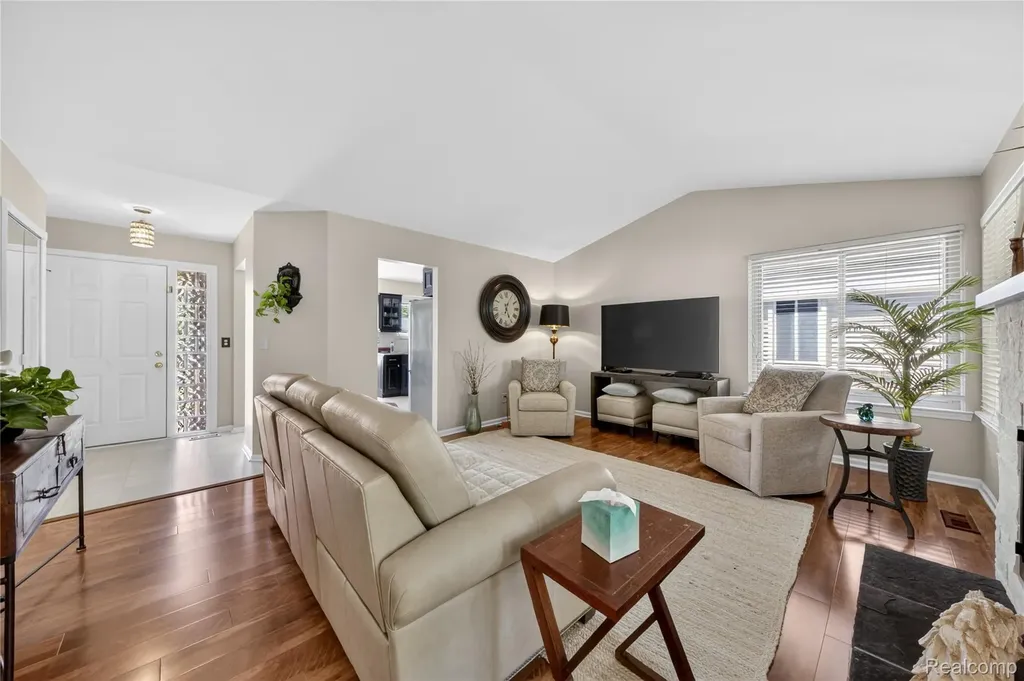 44570 Ridgefield Road Canton Charter Township MI 48188