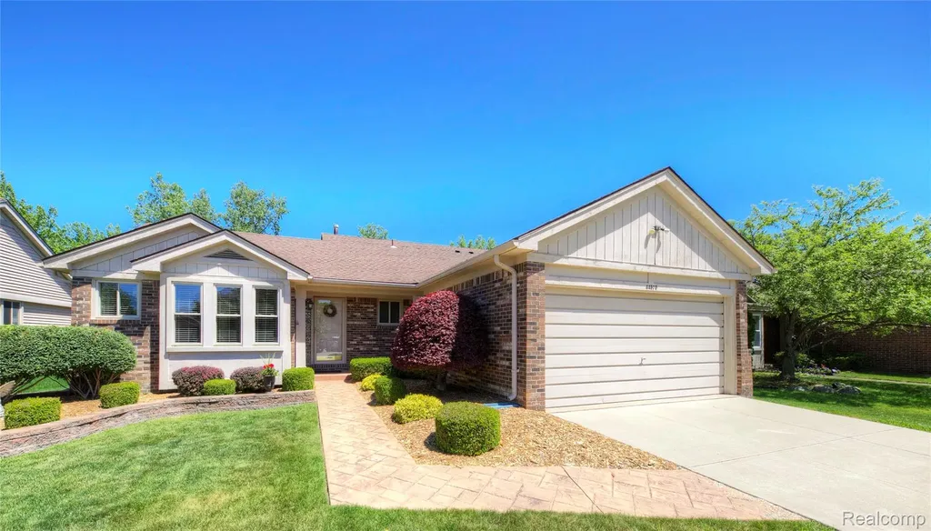 44570 Ridgefield Road Canton Charter Township MI 48188