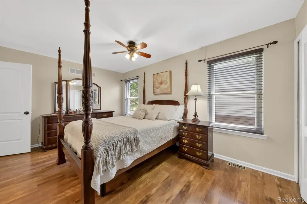 44570 Ridgefield Road Canton Charter Township MI 48188