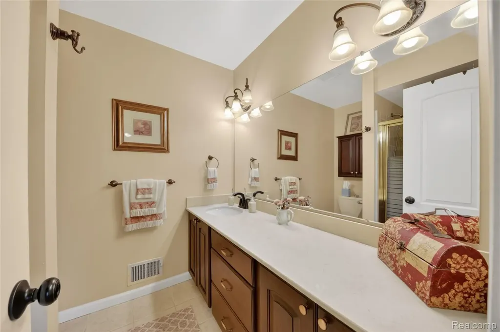 44570 Ridgefield Road Canton Charter Township MI 48188