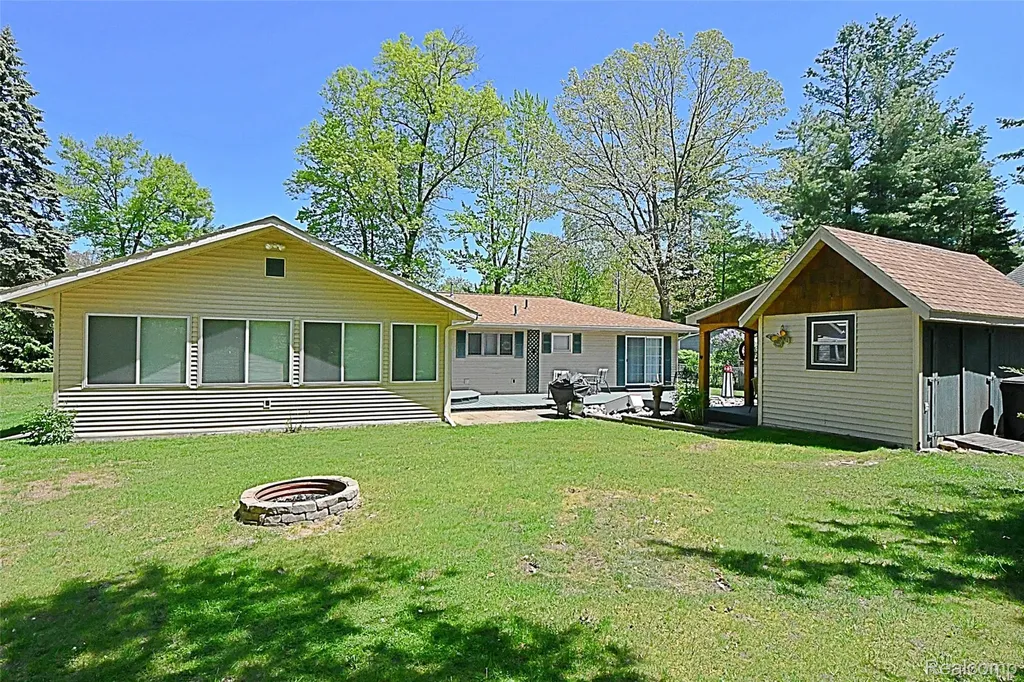 1791 Grouse Lane Richfield Township MI 48656