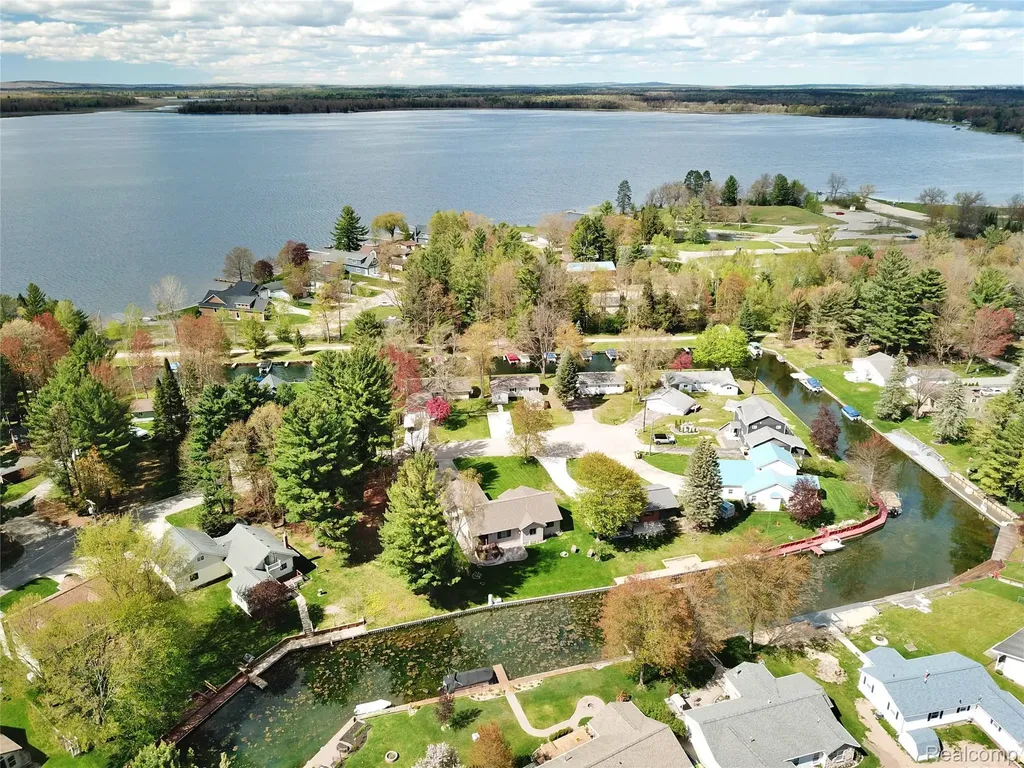 1791 Grouse Lane Richfield Township MI 48656