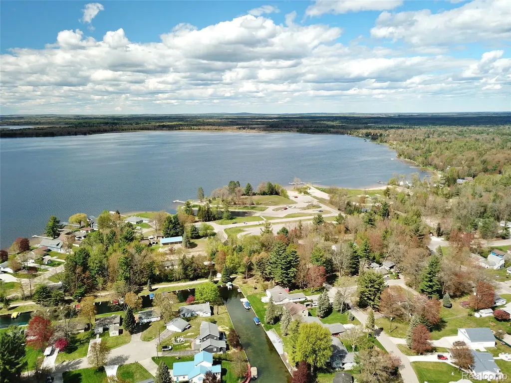 1791 Grouse Lane Richfield Township MI 48656