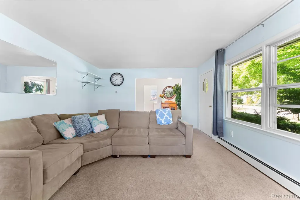 9144 Walnut Drive Northfield Township MI 48189
