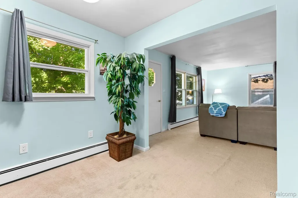 9144 Walnut Drive Northfield Township MI 48189