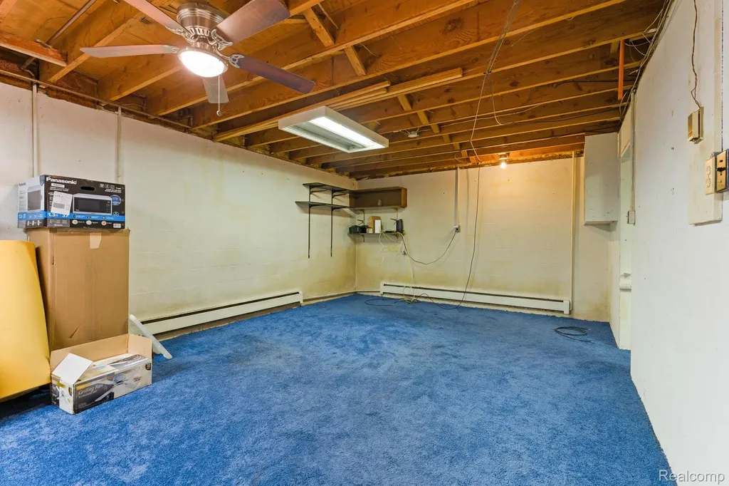 9144 Walnut Drive Northfield Township MI 48189