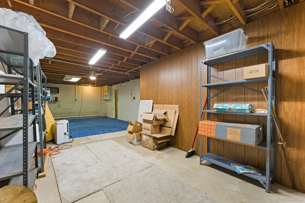 9144 Walnut Drive Northfield Township MI 48189
