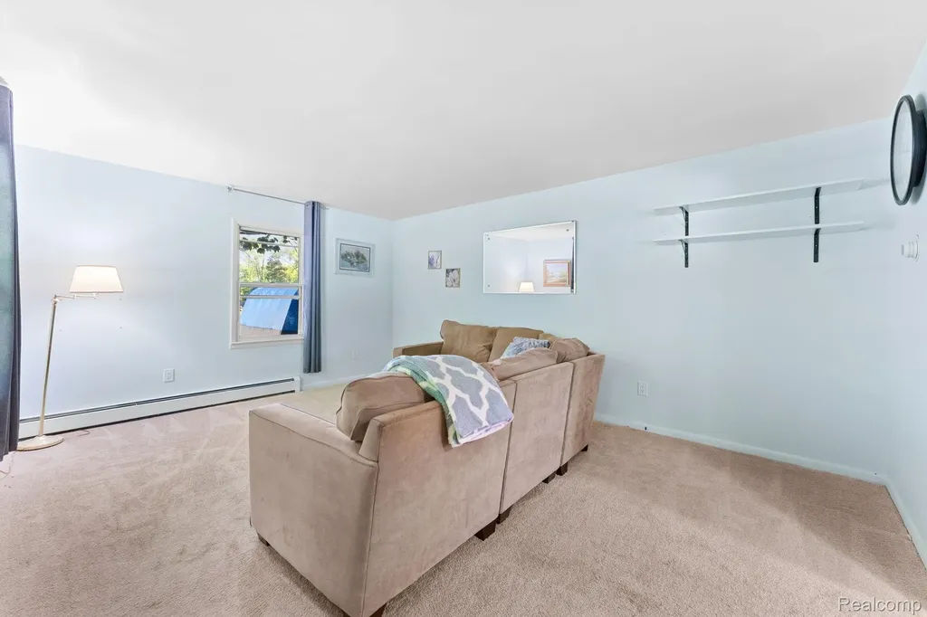 9144 Walnut Drive Northfield Township MI 48189
