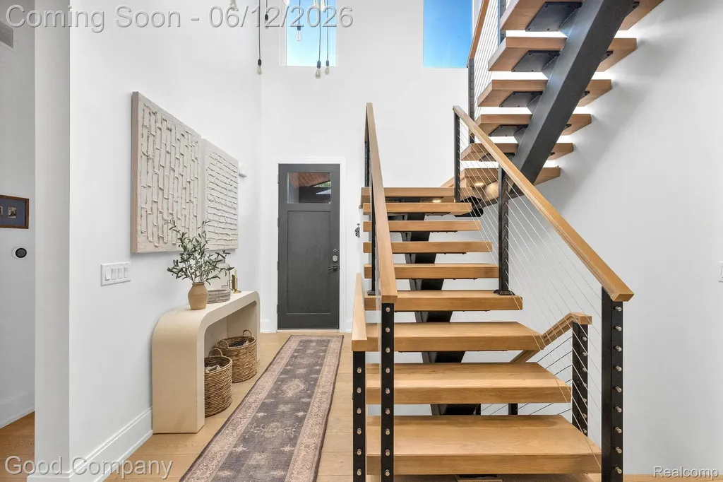 3813 Linwood Avenue Royal Oak City MI 48073