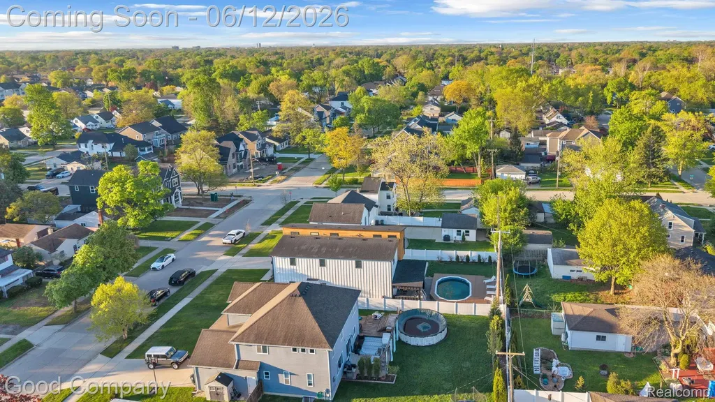 3813 Linwood Avenue Royal Oak City MI 48073