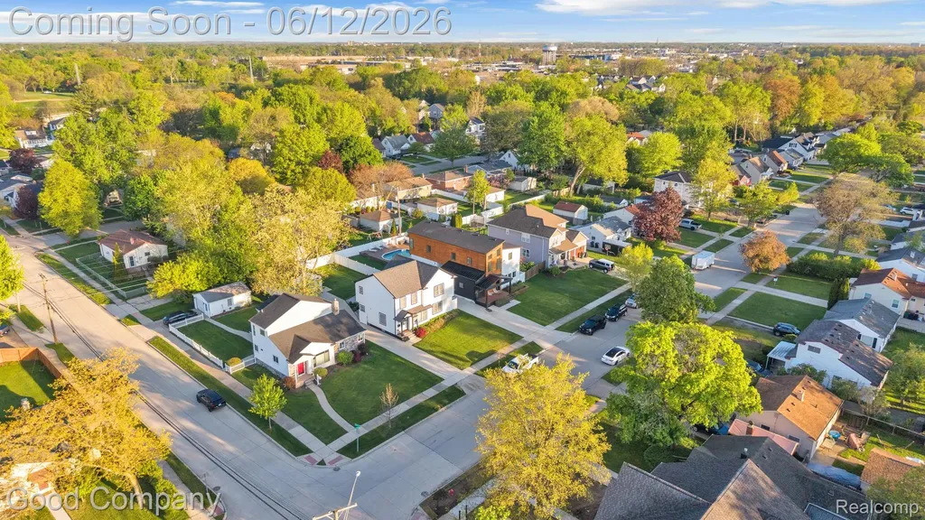 3813 Linwood Avenue Royal Oak City MI 48073