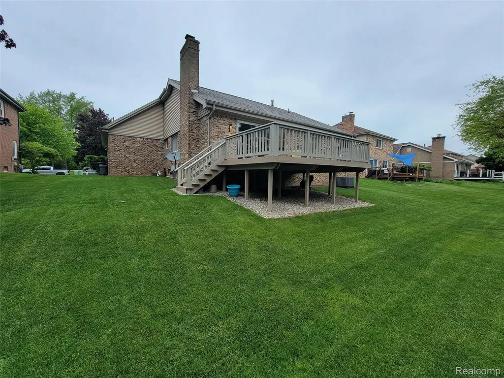 201 Sandalwood Drive Rochester Hills City MI 48307