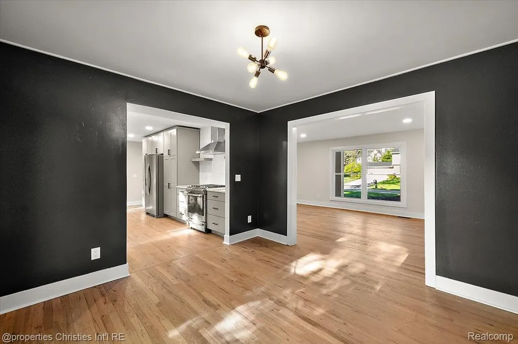 7381 Cathedral Drive Bloomfield Hills City MI 48301