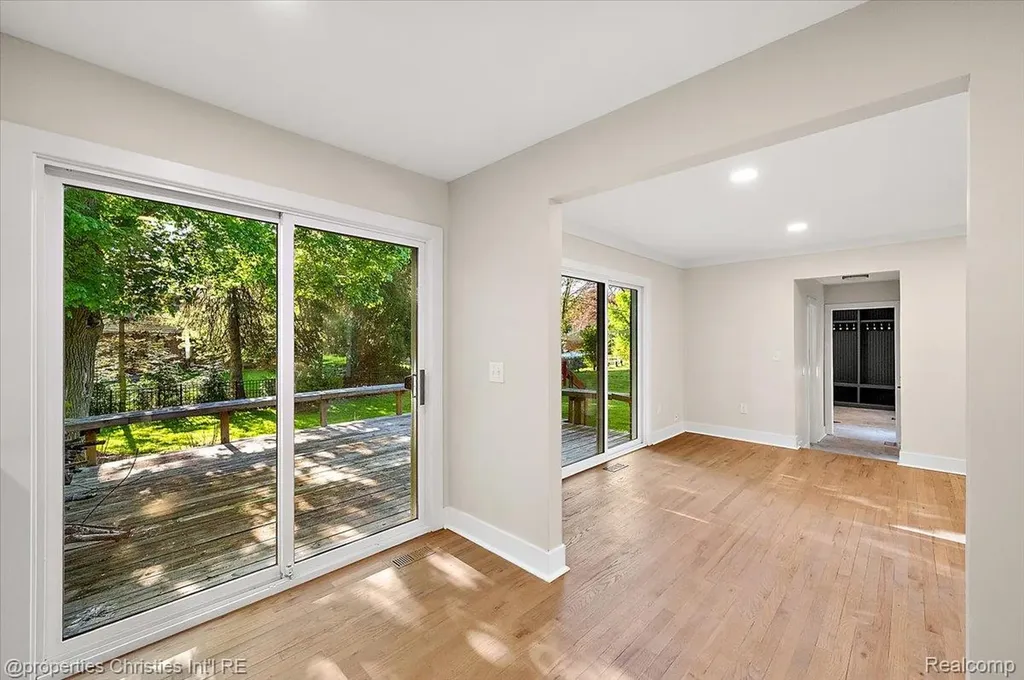 7381 Cathedral Drive Bloomfield Hills City MI 48301