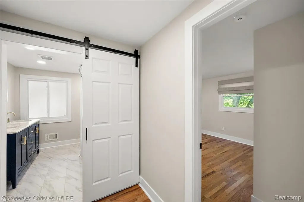 7381 Cathedral Drive Bloomfield Hills City MI 48301