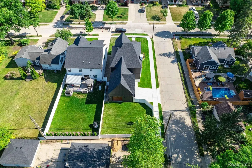 503 Girard Avenue Royal Oak City MI 48073
