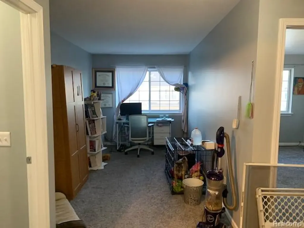 26654 Kirkway Circle Woodhaven City MI 48183