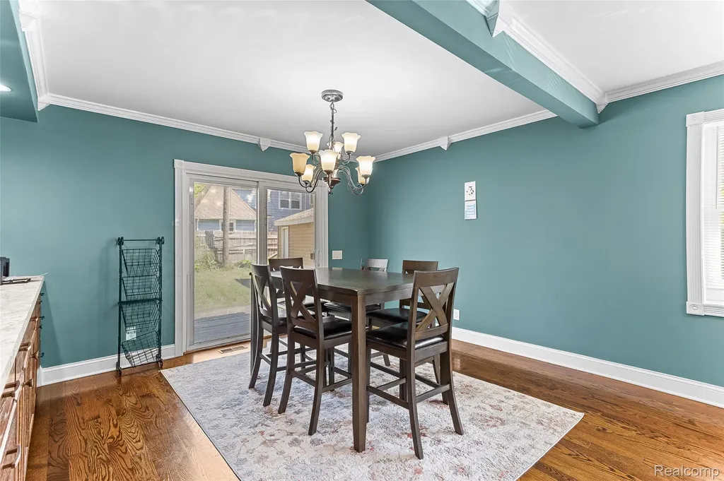 218 W Greenlawn Avenue Lansing City MI 48910