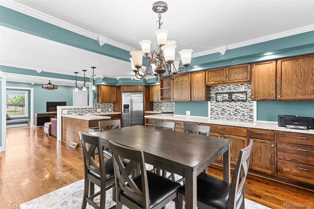 218 W Greenlawn Avenue Lansing City MI 48910