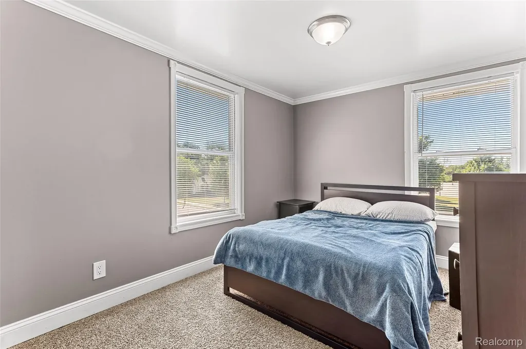 218 W Greenlawn Avenue Lansing City MI 48910
