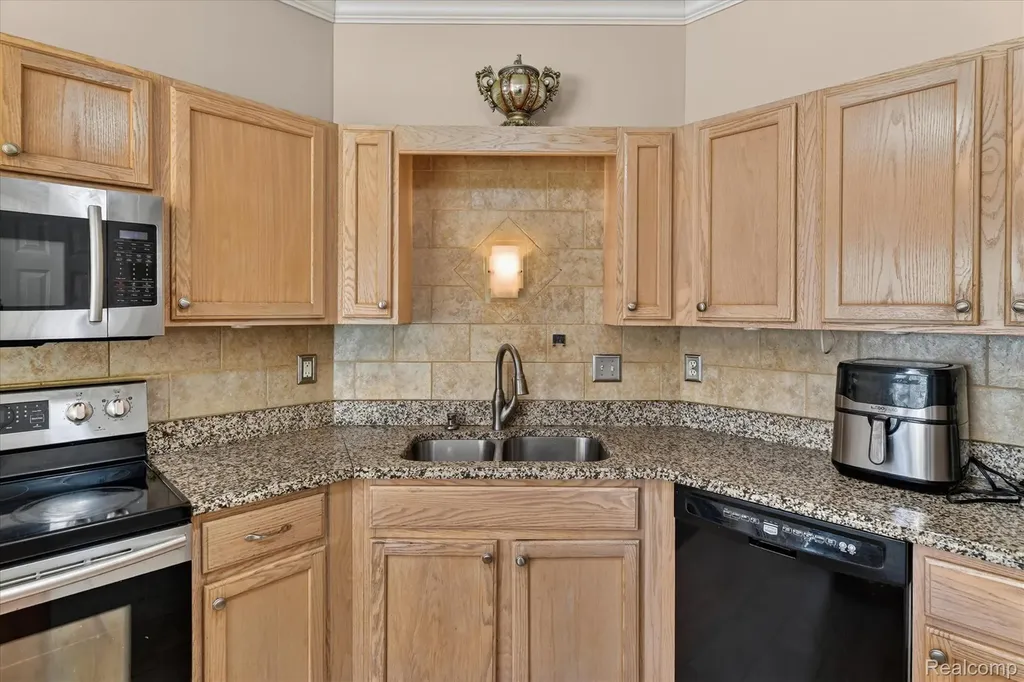 5324 Sequoia Court Burton City MI 48439