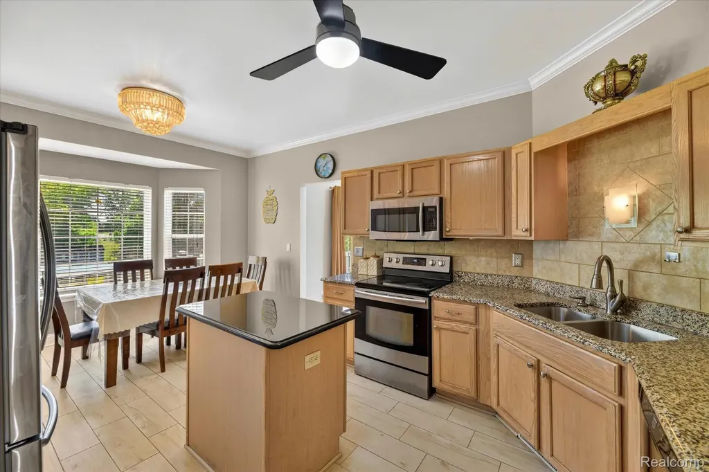 5324 Sequoia Court Burton City MI 48439