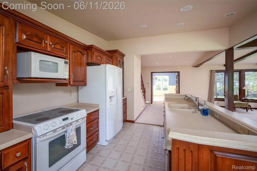 607 E King Street Corunna City MI 48817