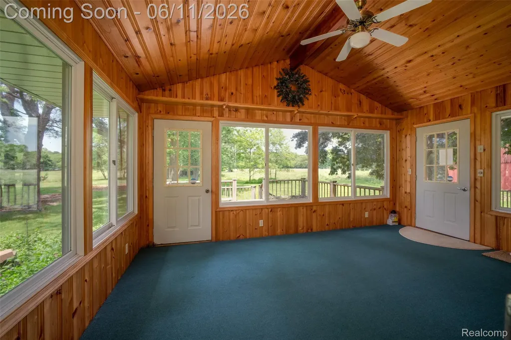607 E King Street Corunna City MI 48817