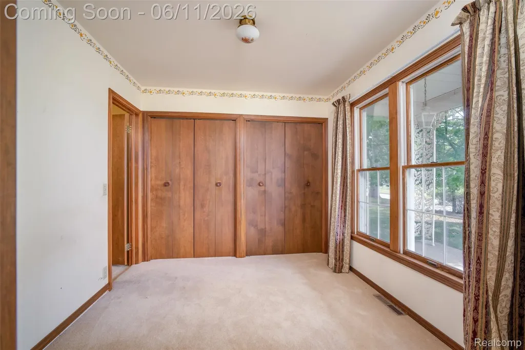 607 E King Street Corunna City MI 48817
