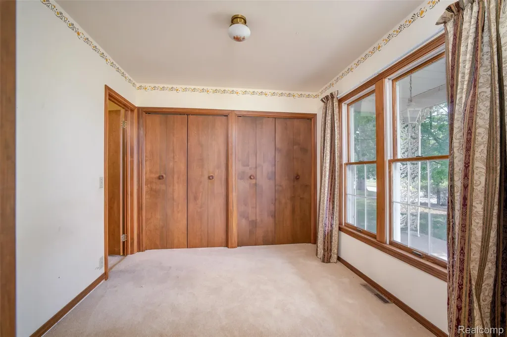 607 E King Street Corunna City MI 48817