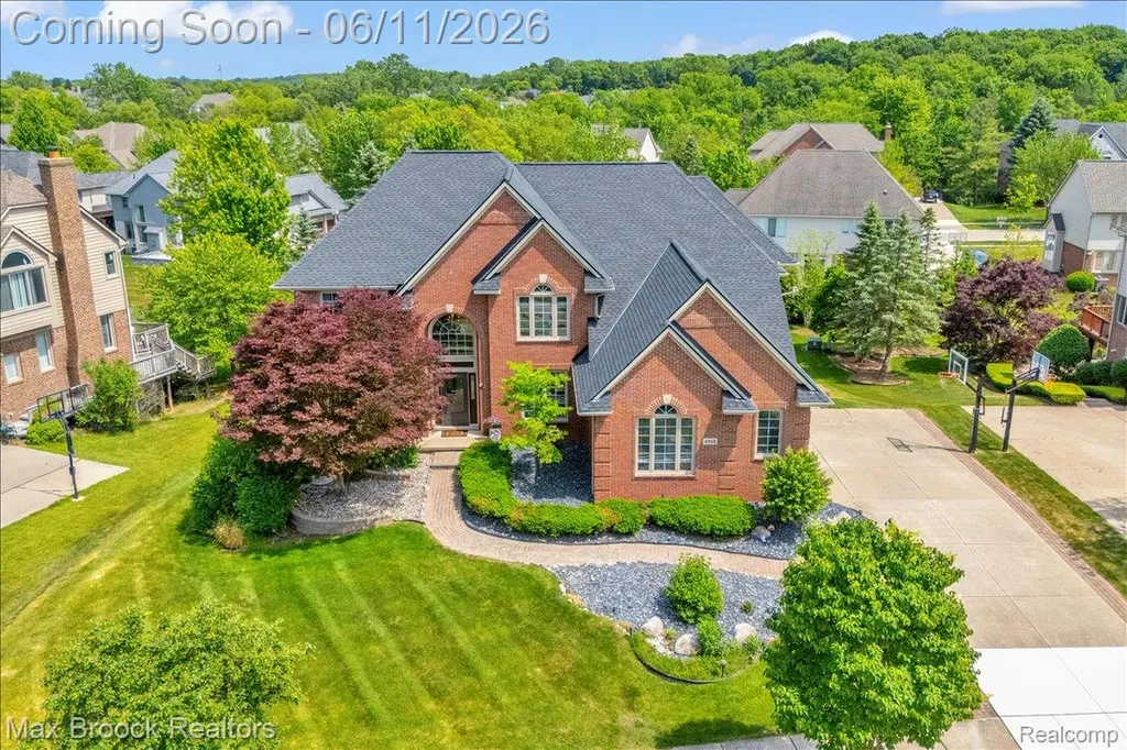 47159 Northumberland Street Novi City MI 48374